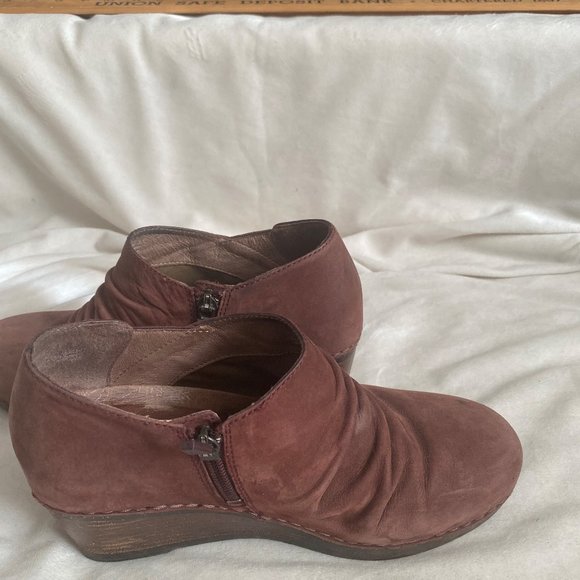 DANSKO CLOGS EUROPEAN - Picture 4 of 8